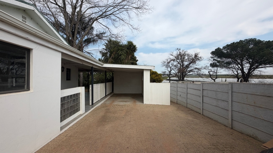 To Let 3 Bedroom Property for Rent in Stellenbosch Farms Western Cape